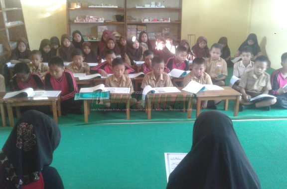 Gambar Budaya Yasinan, Mahasiswa KKN Pinrang Turut membumikan Al-quran